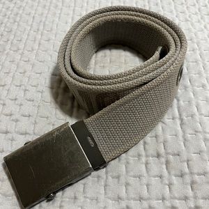 Men’s Mossimo Supply Co.  Cloth Belt size 30/32
